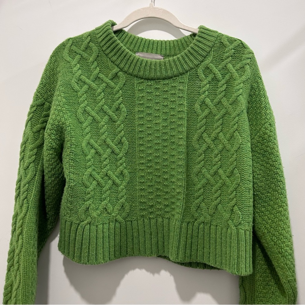 Everlane The Felted Merino Cropped Cable Sweater Green Base - Size M